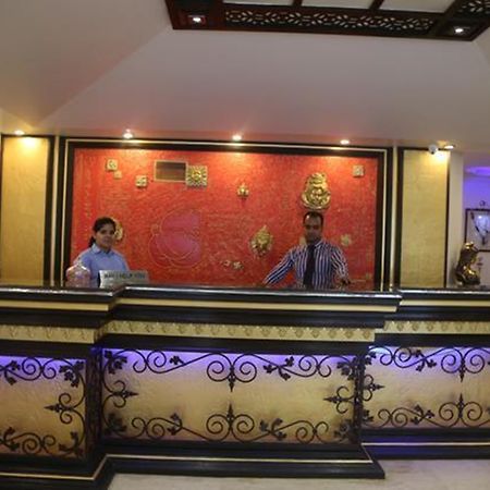 Hotel Surya International Delhi  Exterior foto